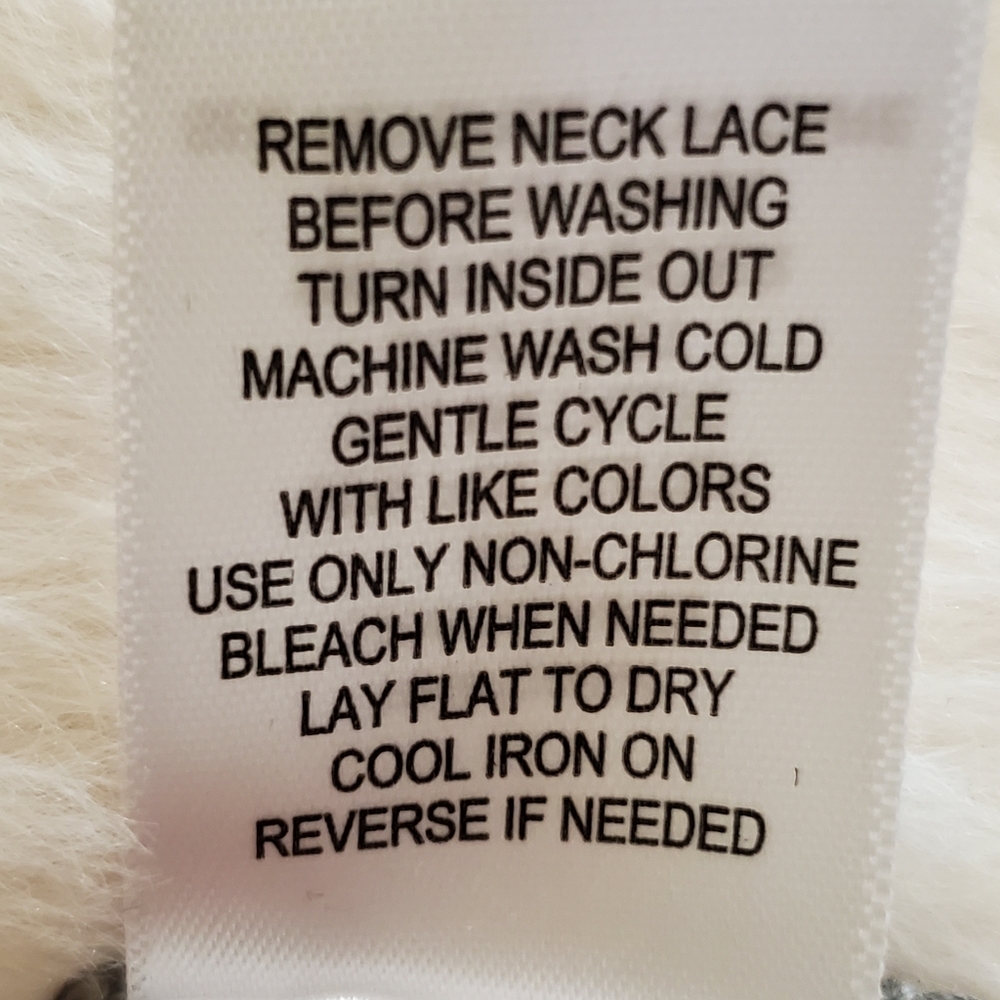 NWOT  Grey Lightweight Sweater - Picture 15 of 15